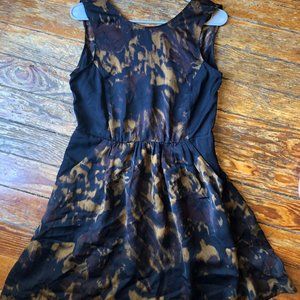 Silence + noise Flowy Pattern Dress Sz 4